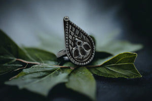 Aranya Tribal Whirl Ring Aranya Tribal Whirl Ring