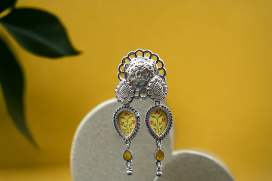 Kanti Kalika Earrings